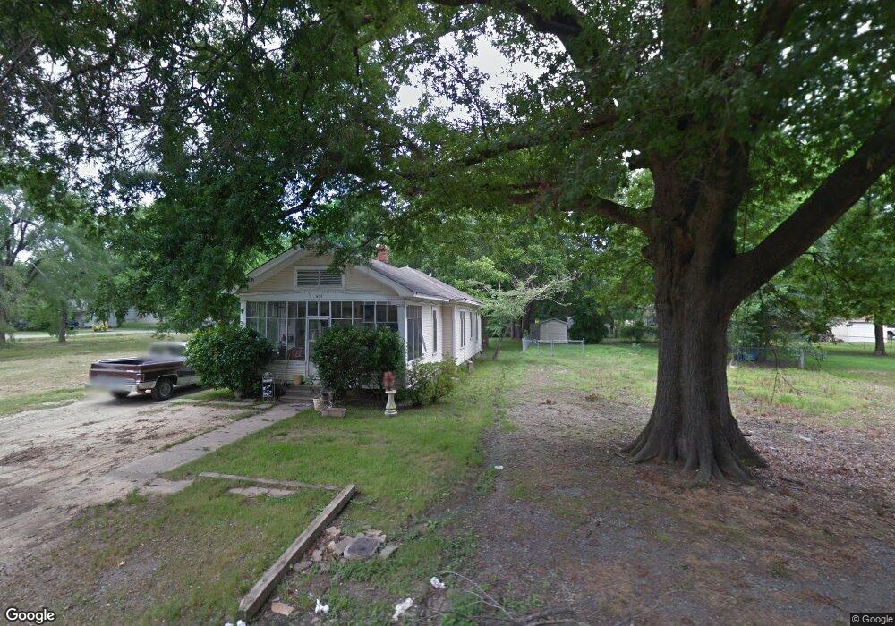 805 E 8th St, Stuttgart, AR 72160 - photo 1