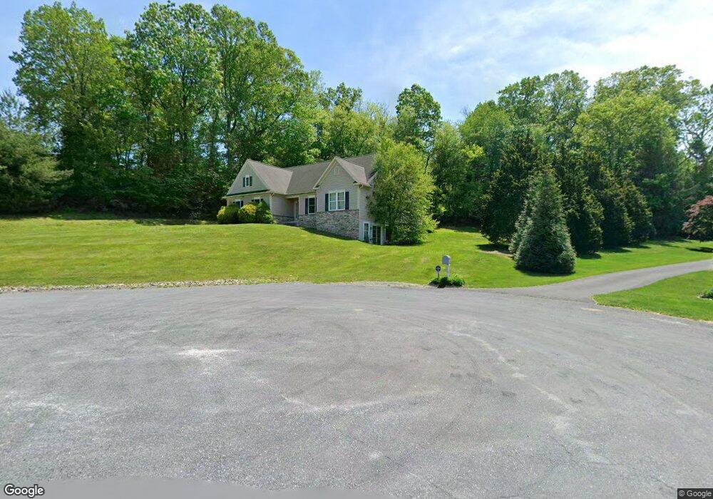 92 Phillip Dr, Kirkwood, PA 17536 - photo 1