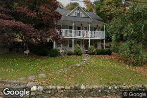 25 N Main St, Essex, CT 06442