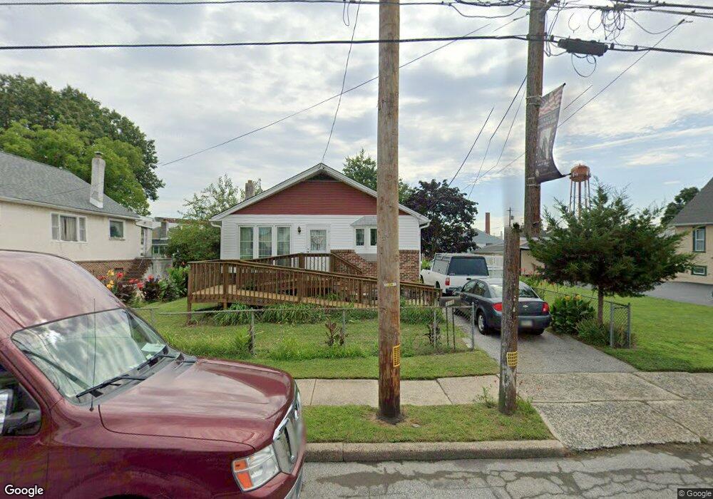 318 Jansen Ave, Essington, PA 19029 - photo 1