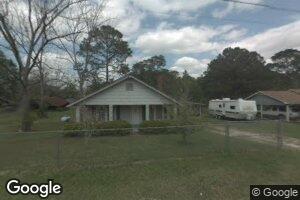 406 Miller Ave, Broxton, GA 31519