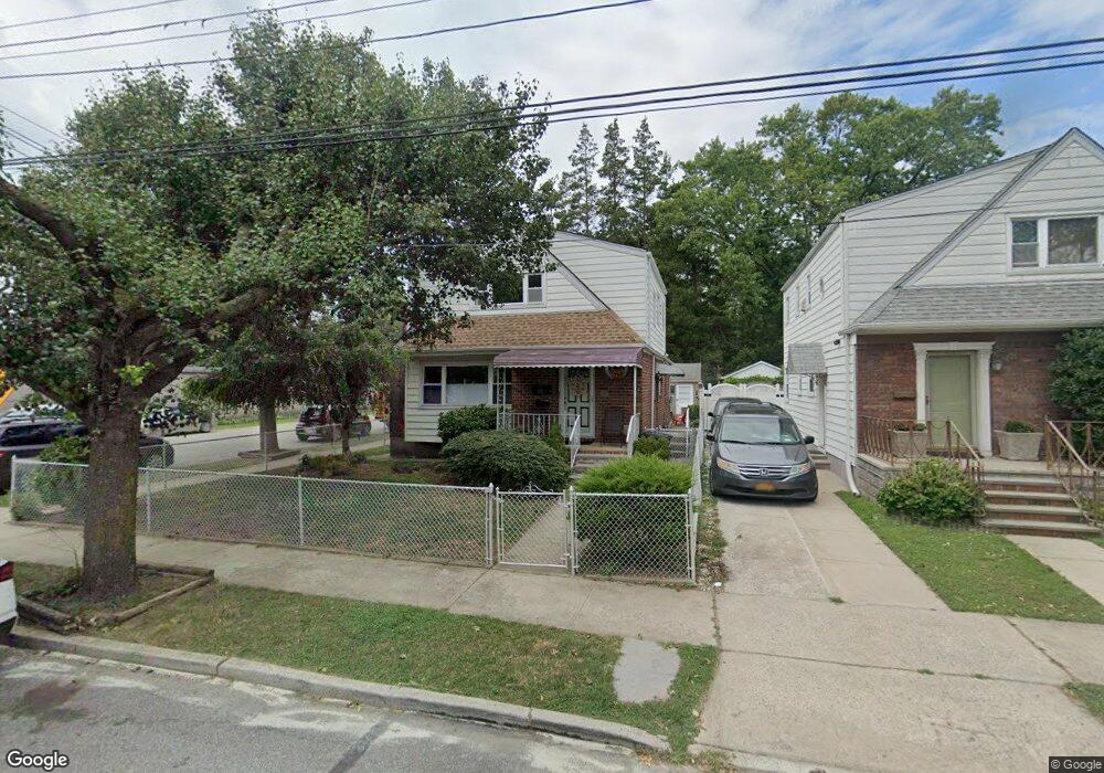 6320 136th St, Flushing, NY 11367 - photo 1