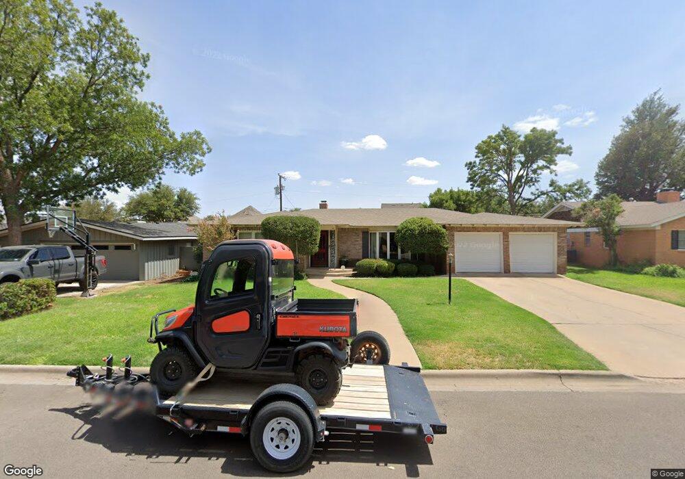 907 Country Club Dr, Midland, TX 79701 - photo 1