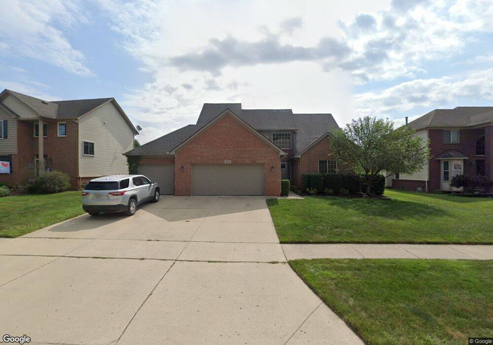 23387 W Creek Dr unit 39, New Boston, MI 48164 - photo 1