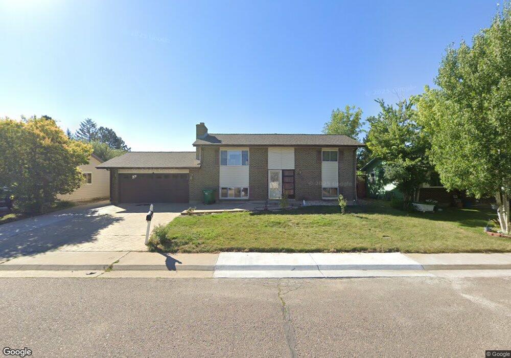 878 Mobile St, Aurora, CO 80011 - photo 1