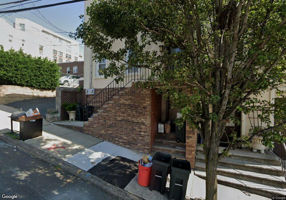 189 Walker St, Cliffside Park, NJ 07010 - photo 1