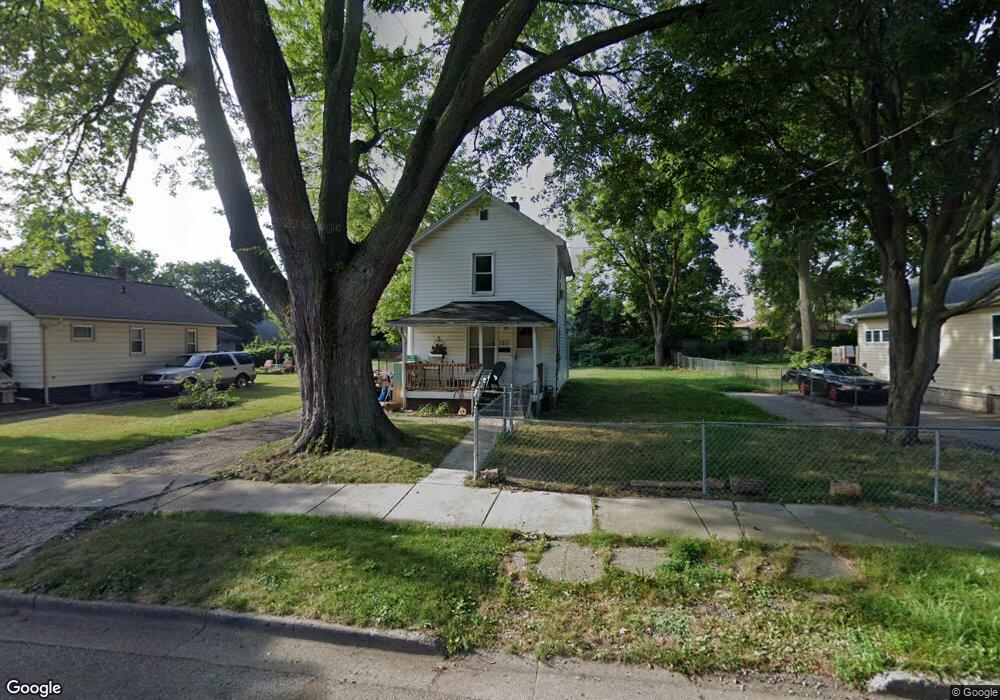 1211 W Maple St, Lansing, MI 48915 - photo 1