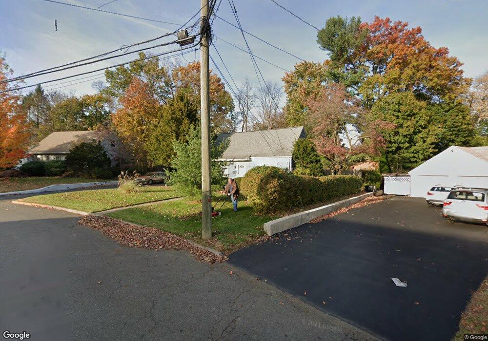 187 Coombs Dr, Paramus, NJ 07652 - photo 1