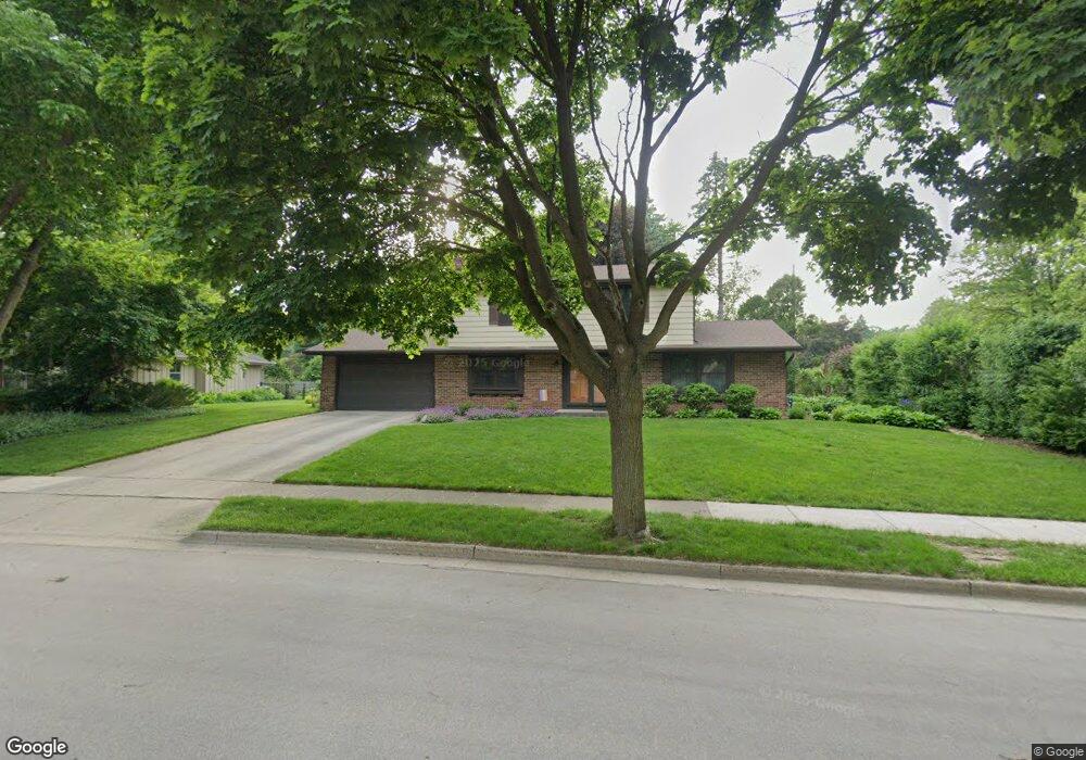 2338 Misty Ln, Waukesha, WI 53186 - photo 1