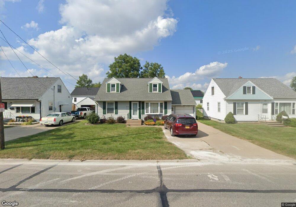270 Wilson Ave SW, Cedar Rapids, IA 52404 - photo 1