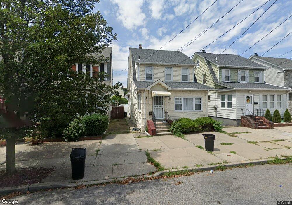 9244 245th St, Floral Park, NY 11001 - photo 1