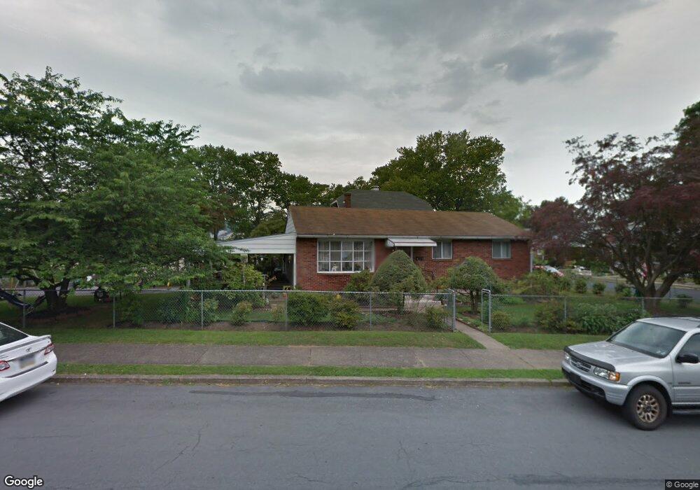 1401 S Race St unit 1405, Allentown, PA 18103 - photo 1