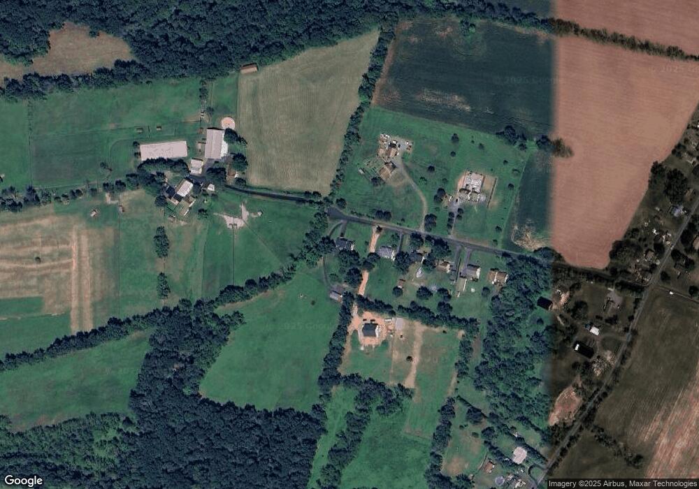 792 W Pine Ford Rd, Boyertown, PA 19512 - photo 1