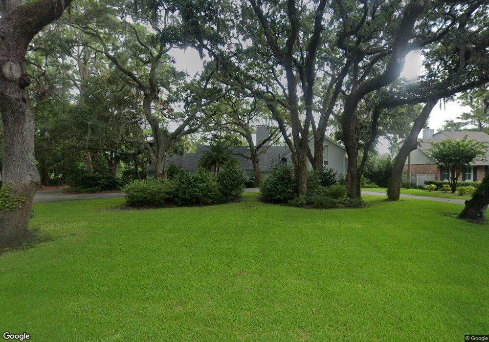 205 Butler Ave, Saint Simons Island, GA 31522 - photo 1