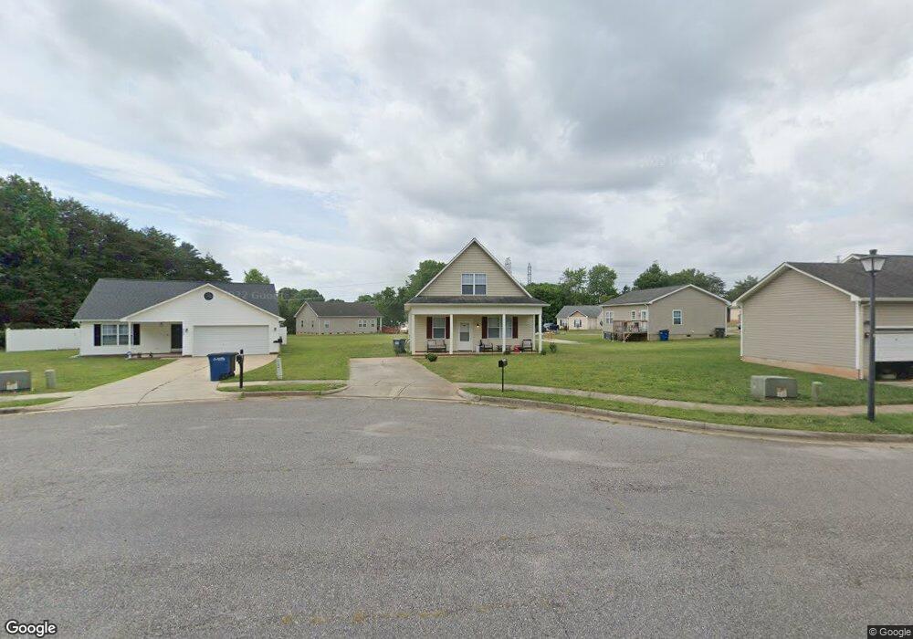 202 Corinthian Dr, Statesville, NC 28677 - photo 1