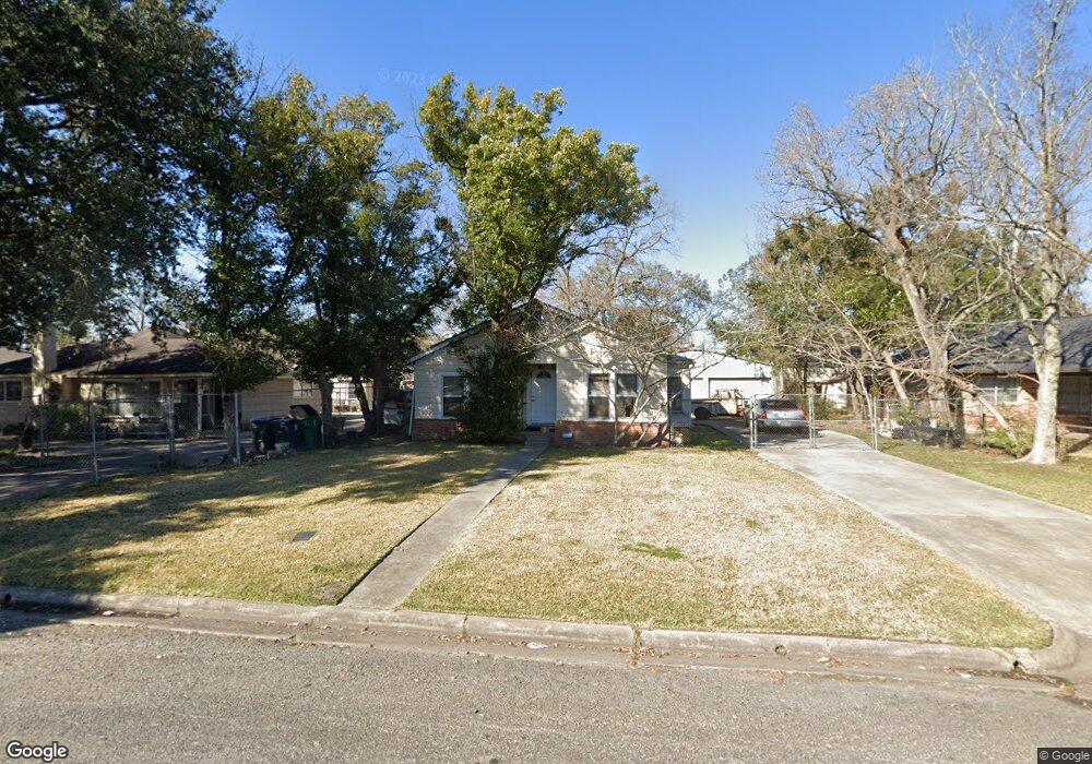 7025 Kinney St, Houston, TX 77087 - photo 1