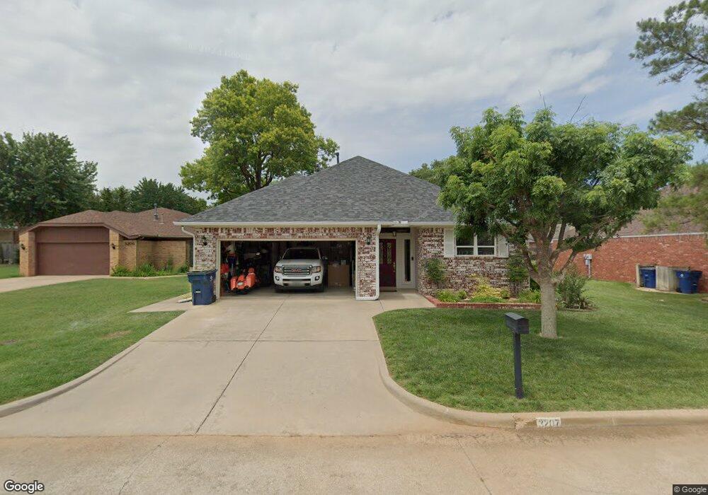 3207 Fox Hollow Rd, Duncan, OK 73533 - photo 1