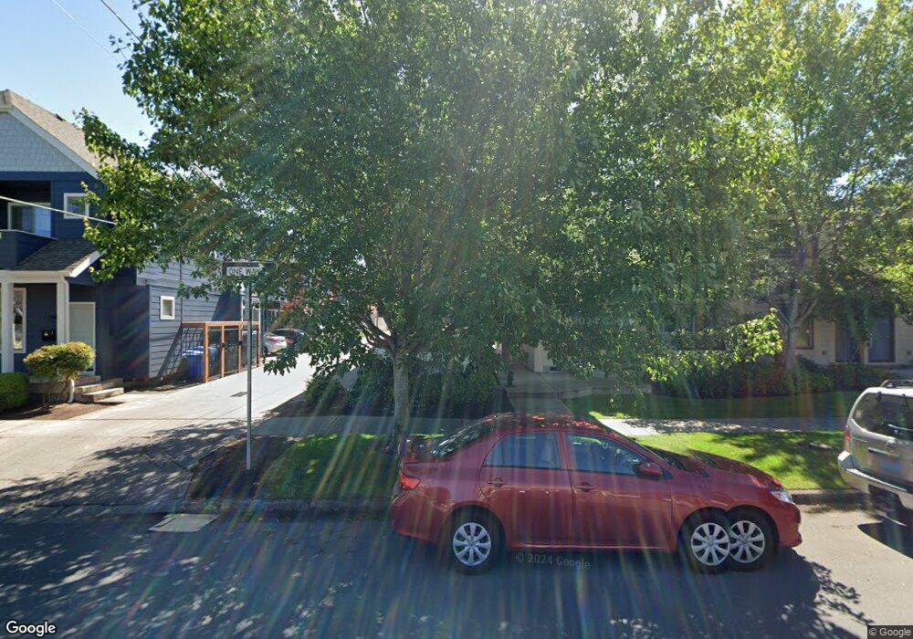 1561 Patterson St, Eugene, OR 97401 - photo 1