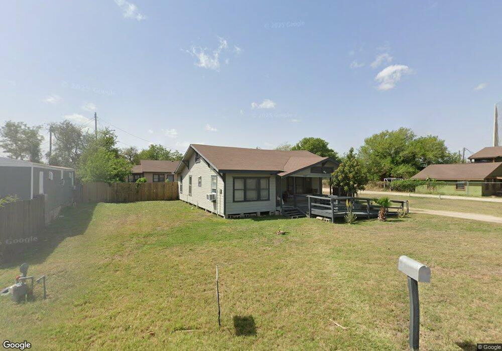 1207 W Park Ave, Pharr, TX 78577 - photo 1