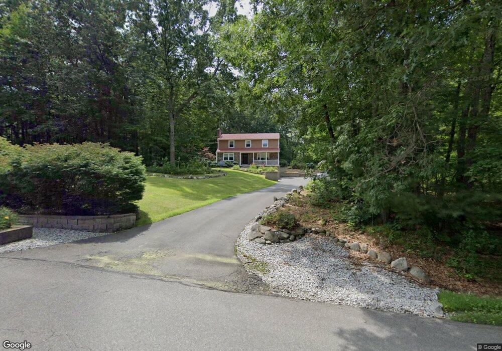 10 Heritage Ln, Derry, NH 03038 - photo 1