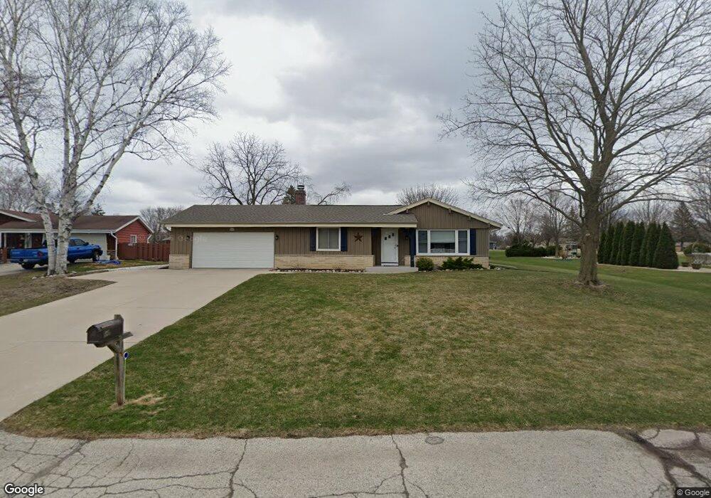 W134S6788 Fleetwood Rd, Muskego, WI 53150 - photo 1