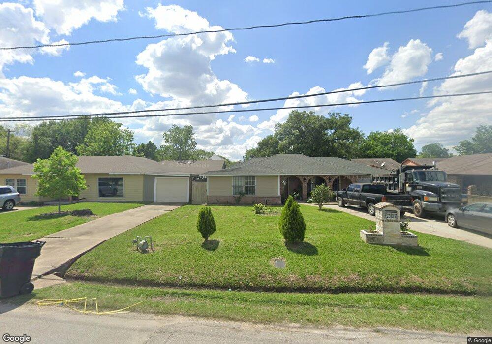 317 E Burress St, Houston, TX 77022 - photo 1