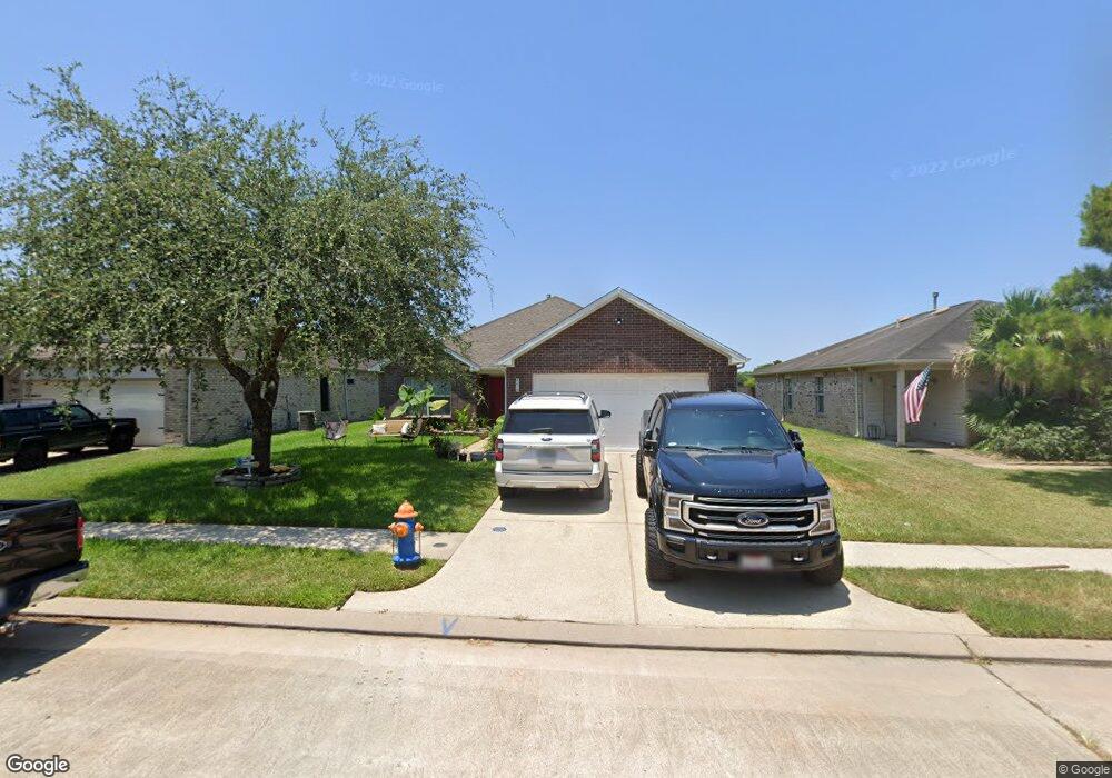 3018 Centennial Village Dr, Pearland, TX 77584 - photo 1