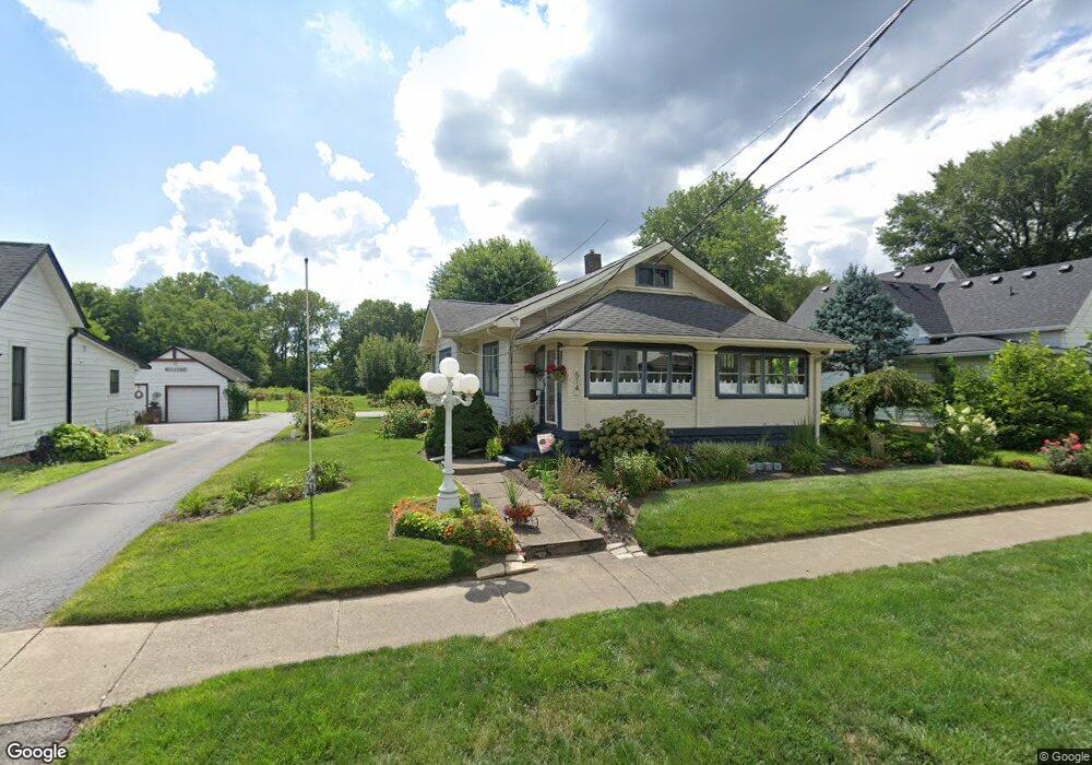 514 S Center St, Plainfield, IN 46168 - photo 1