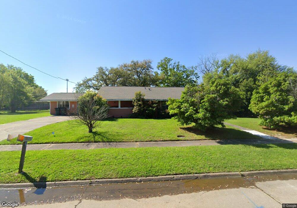 211 Brundrette St, Lake Charles, LA 70605 - photo 1