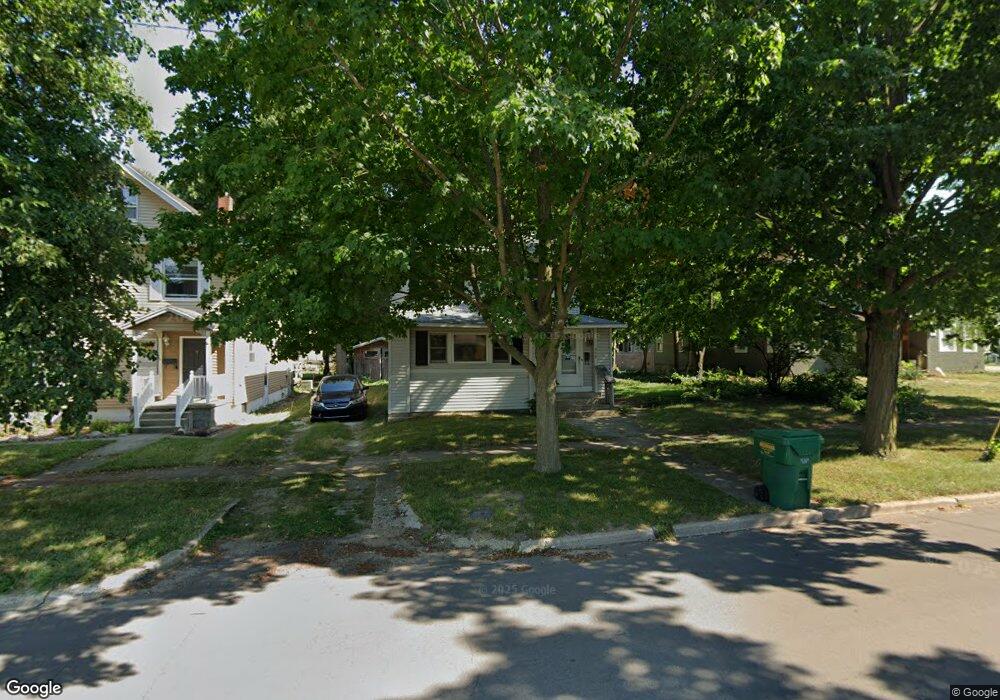 915 Cedar St, Niles, MI 49120 - photo 1