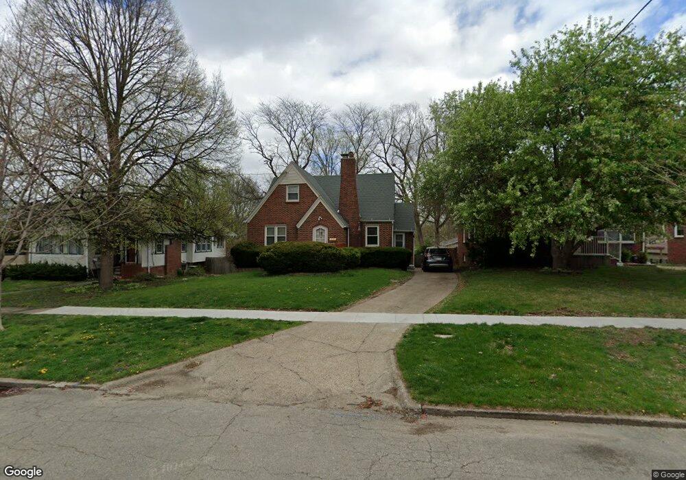 677 41st St, Des Moines, IA 50312 - photo 1