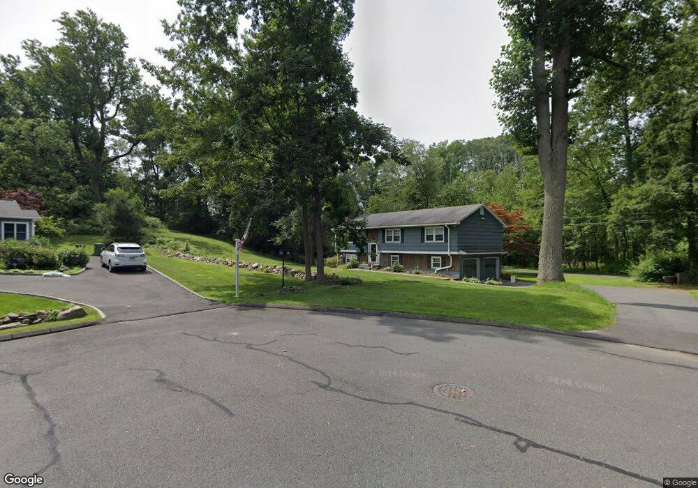 22 Nutmeg Ct, Ridgefield, CT 06877 - photo 1