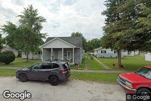 316 E Warren St, Moweaqua, IL 62550