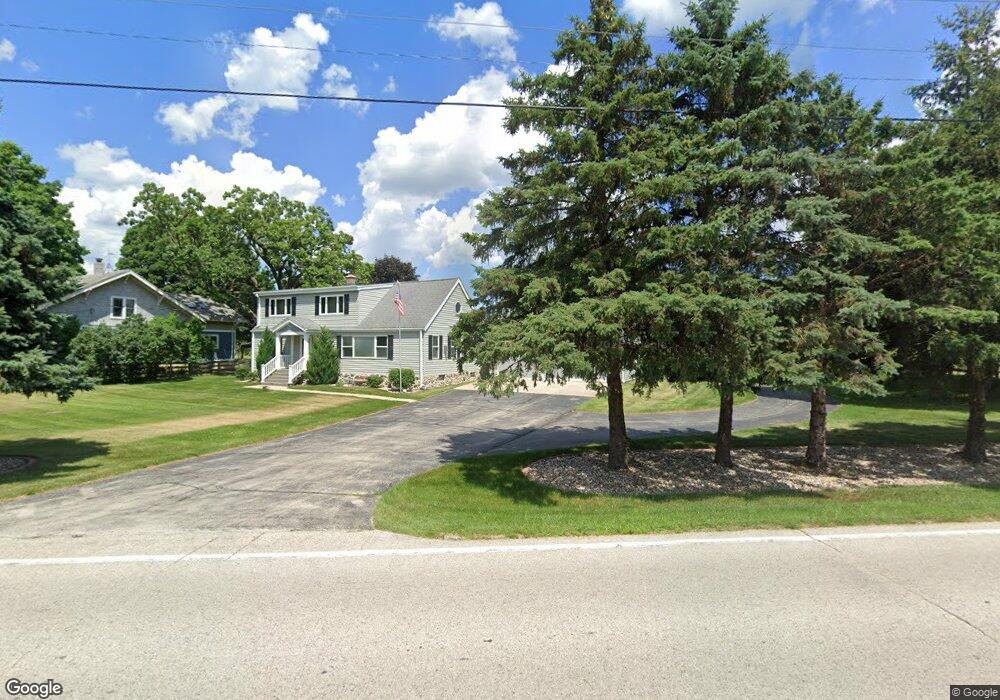 W272N6420 Moraine Dr, Sussex, WI 53089 - photo 1