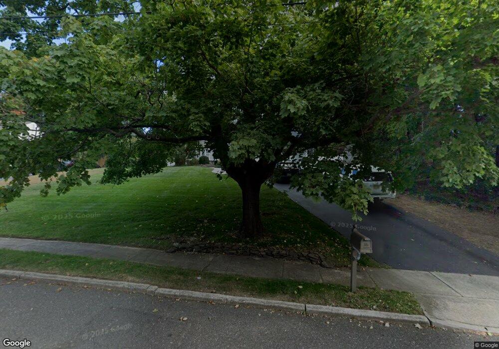 827 Kings Ct, Middletown, NJ 07748 - photo 1