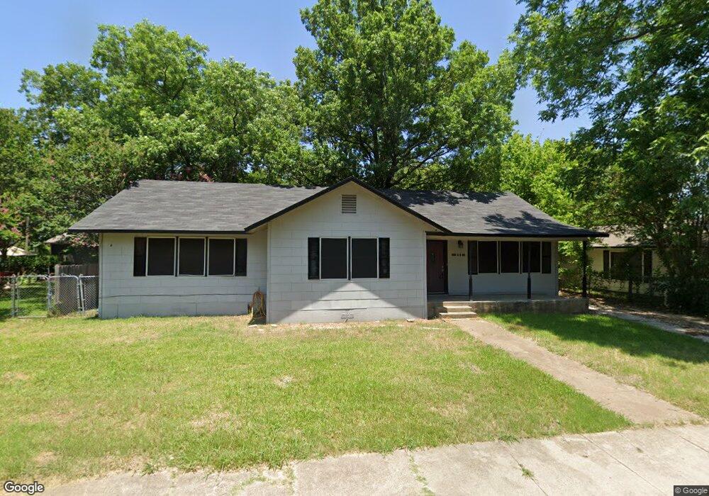 414 W 8th St, Bonham, TX 75418 - photo 1