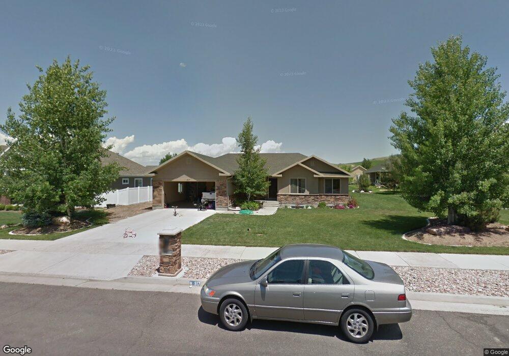 917 E 20 S unit 33, Smithfield, UT 84335 - photo 1