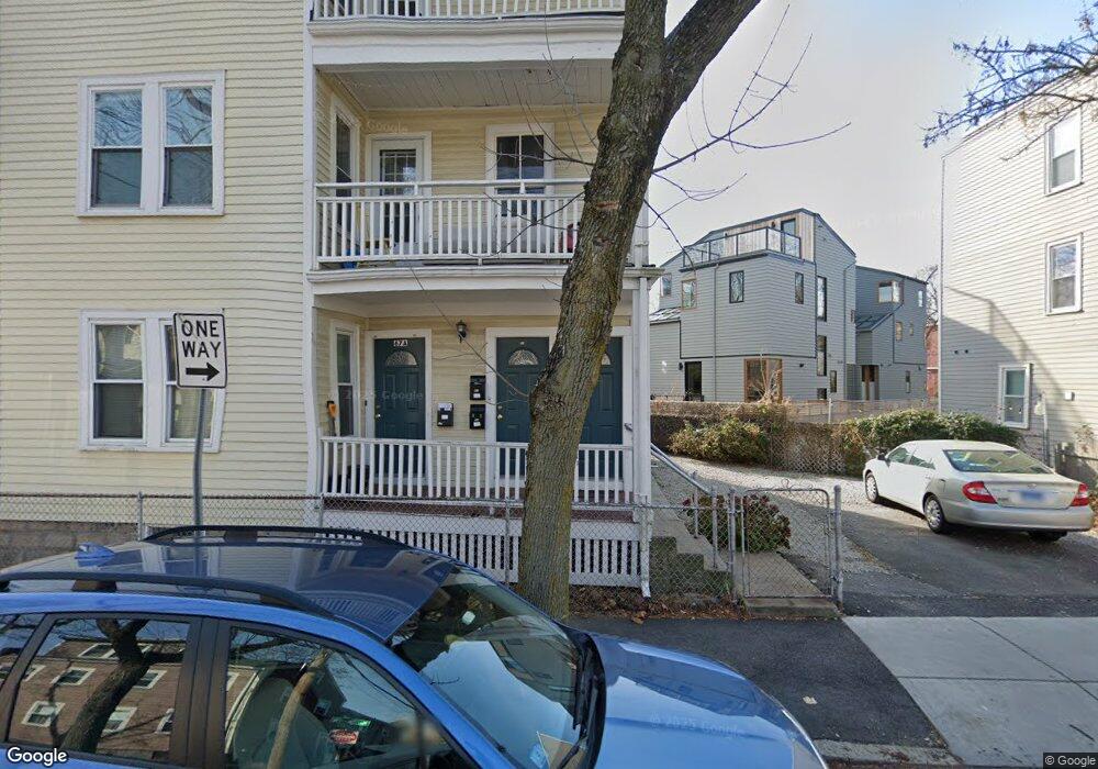 67 Kinnaird St unit 3, Cambridge, MA 02139 - photo 1