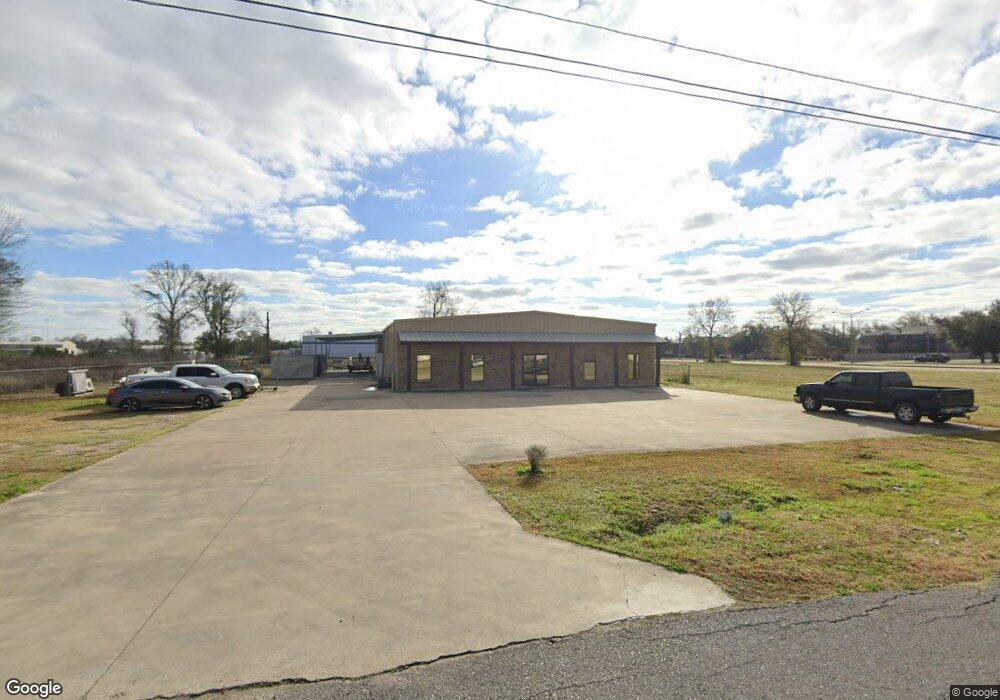 225 Kingsley St, Lake Charles, LA 70601 - photo 1