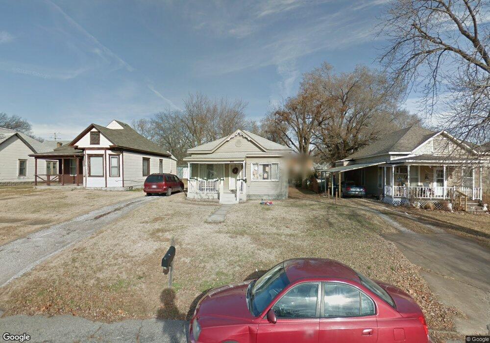 1425 Stevens Ave, Parsons, KS 67357 - photo 1