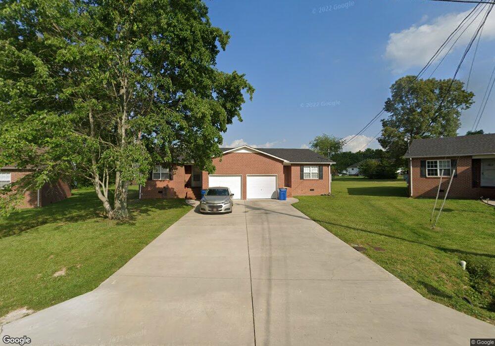 205 Fox Creek Ct, Manchester, TN 37355 - photo 1