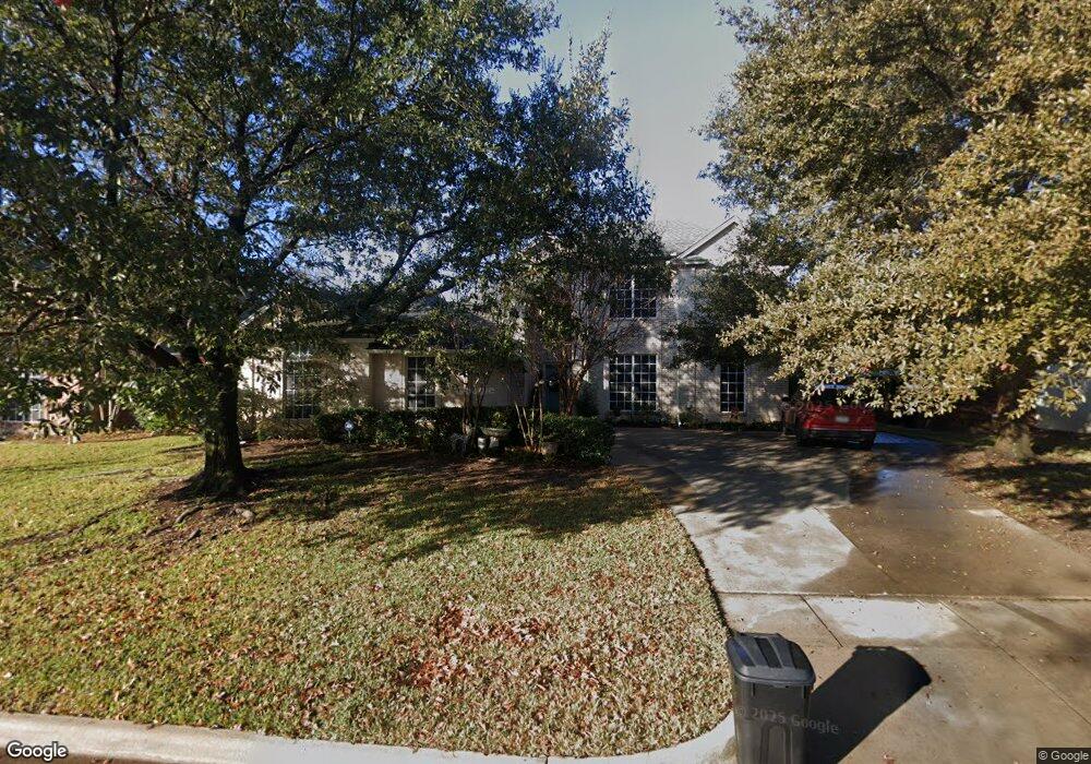 1641 Oak Creek Dr, Hurst, TX 76054 - photo 1