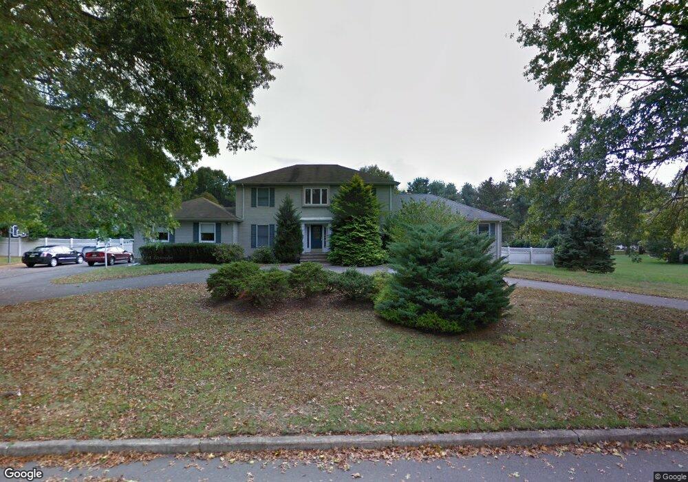 29 Rambling Brook Dr, Holmdel, NJ 07733 - photo 1