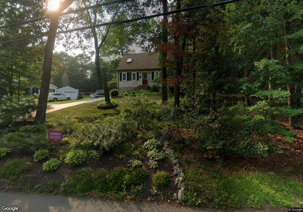 380 Pleasant St, Franklin, MA 02038 - photo 1