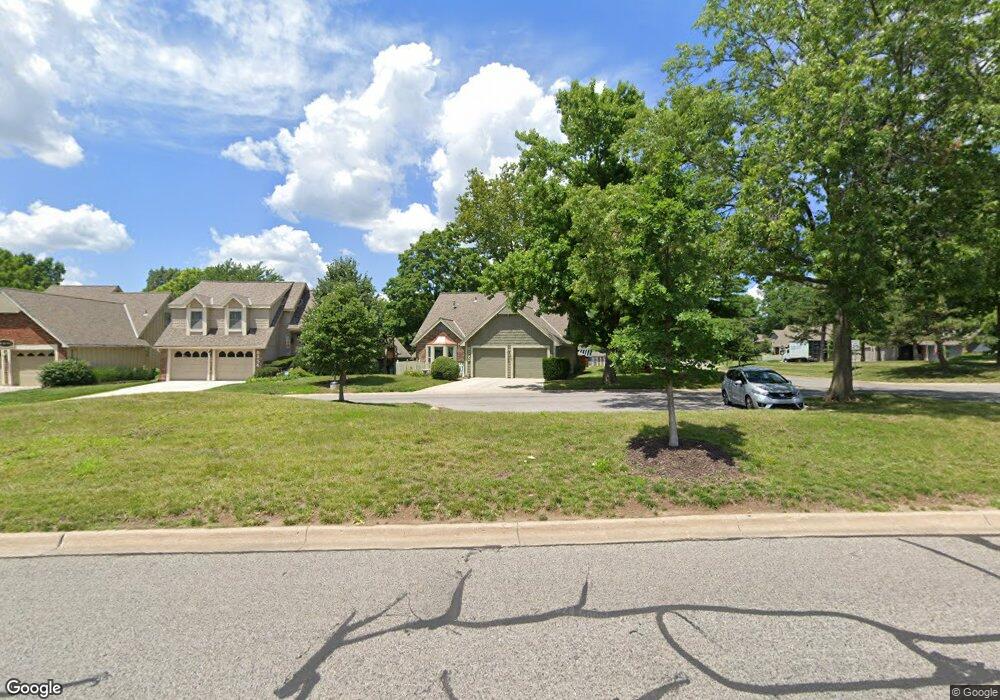 8250 Monrovia St, Lenexa, KS 66215 - photo 1