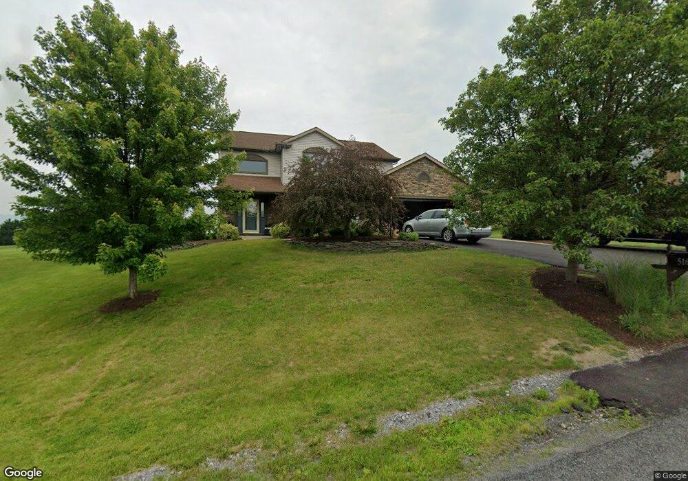 516 Wennington Dr, Chambersburg, PA 17201 - photo 1