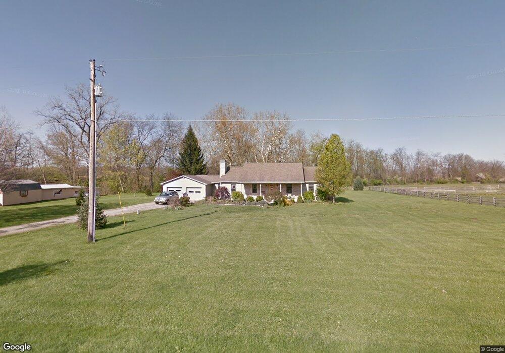 8332 Licking Trails Rd, Thornville, OH 43076 - photo 1