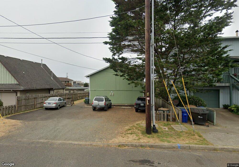 928 SW 11th St, Newport, OR 97365 - photo 1