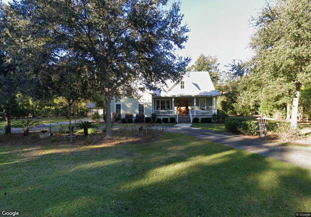 1148 Lighthouse Ln SE, Darien, GA 31305 - photo 1