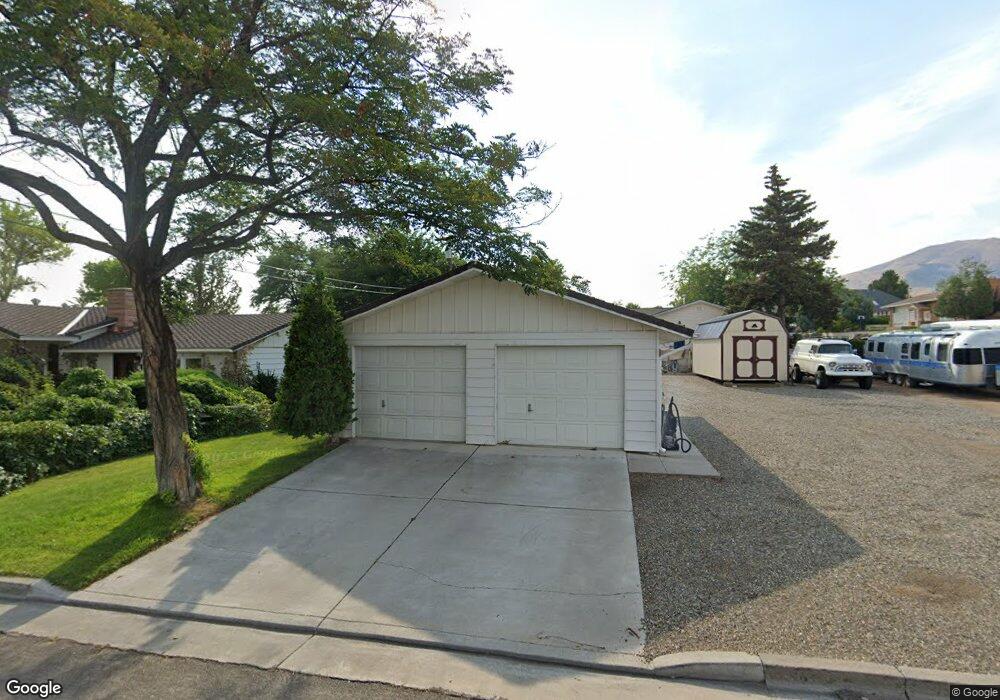 208 Modoc Dr, Winnemucca, NV 89445 - photo 1